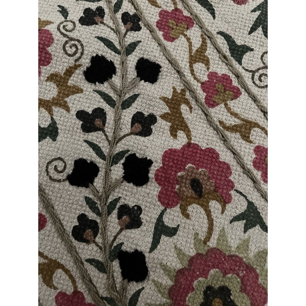 WORLD MARKET Kaza Floral Traditional Embroidered Cotton Handcrafted Area Rug 4x6 - Picture 7 of 11